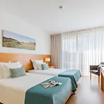 Luna Arcos Nature & Wellness