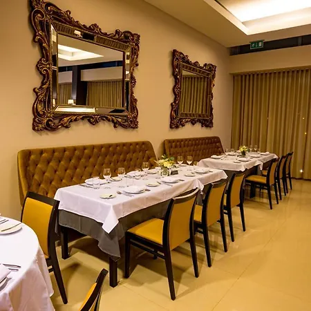 Luna Arcos Nature & Wellness
